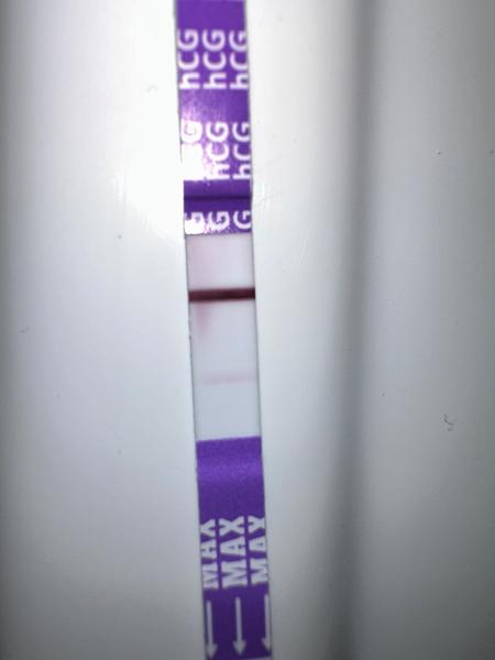 Test. Negativní nebo slabá čárka?