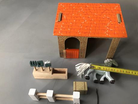 Dřevěná stáj kůň 11 dílná sada péče o koně dostihy, 