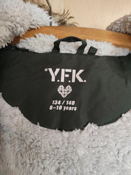 Bunda / kabát vel 134/140, 134