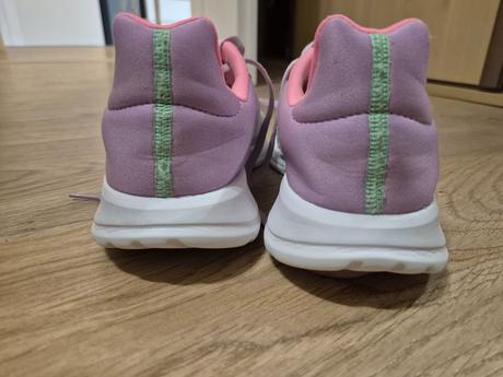 Tenisky adidas s bílou podrážkou vel. 37,5, adidas,37