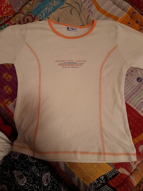 Oranžové tričko na doma, 152