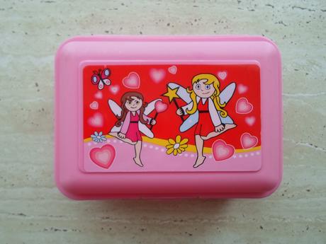 Růžová krabička na svačinu,