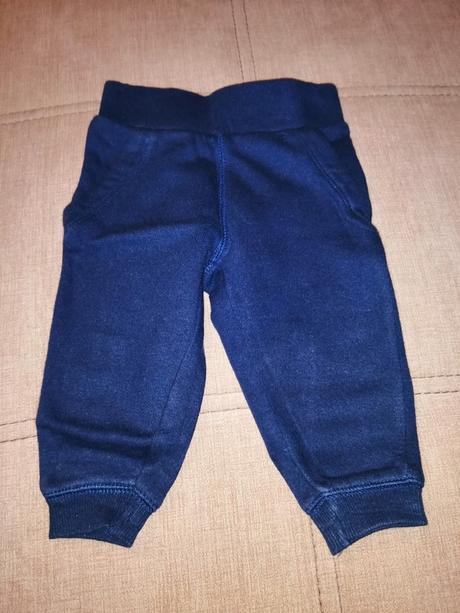 Silnější tepláčky, lupilu,62