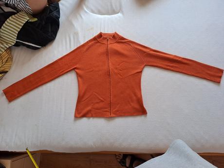 Moc příjemný svetřík, vel.m, m