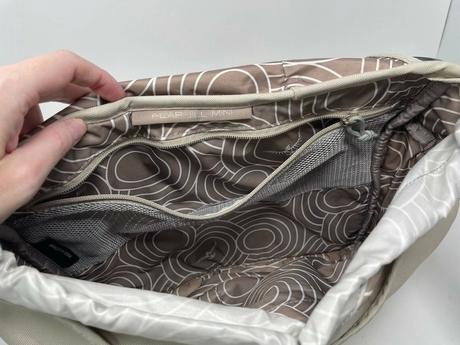 Sportovně elegantní kabelka osprey flapp jill mini, 