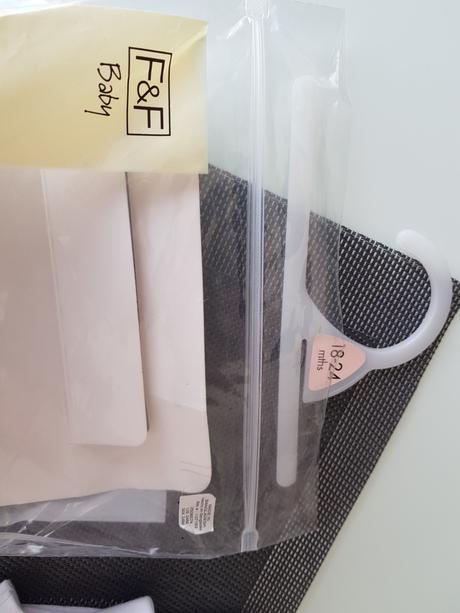 Set 5ks dětské bílé body ff vel. 18-24 měs, f&f,92