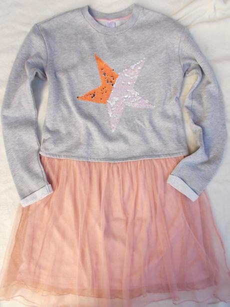 Mikinové šaty s tylovou sukní, c&a,170