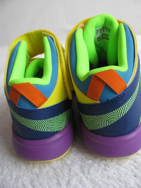Dětské basketbalové tenisky, i volnočasové, adidas,35