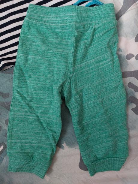 Tepláky + tričko krokodýl, tchibo,74