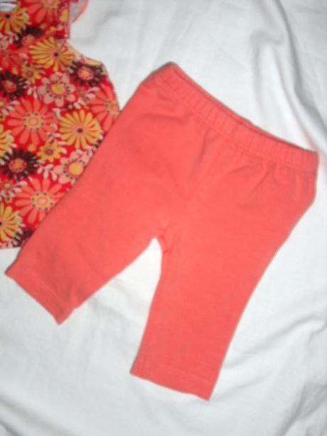 Krásný letní komplet tuničky a legín, f&f,56