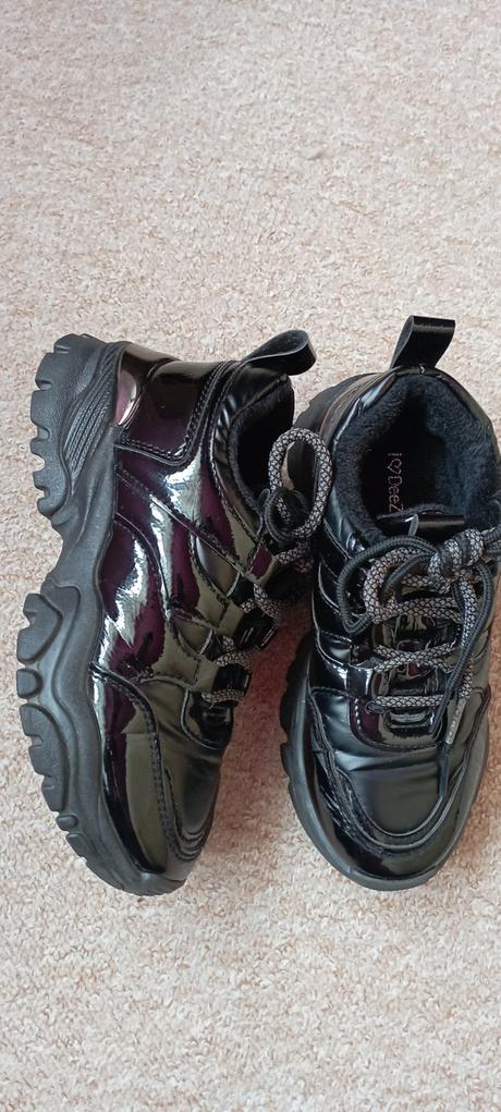 Boty vyteplené zn."deezee" vel."33", 33