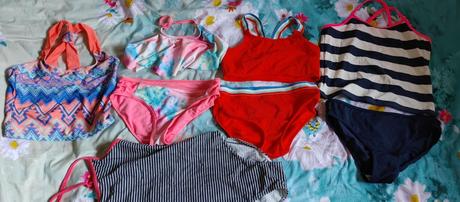 Dívčí plavky, tchibo,146