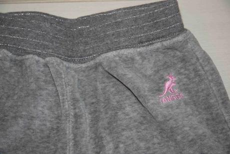 Semišové tepláčky, 68