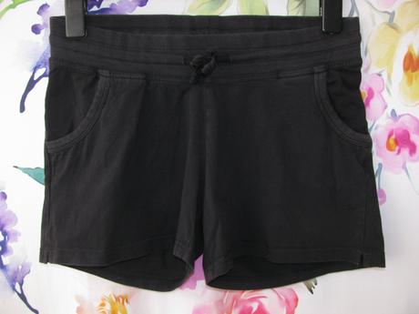 Bavlněné pružné černé šortky,teplákovina, esmara,m