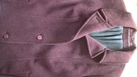 Zimní tmavě bordový vínový kabát , 42