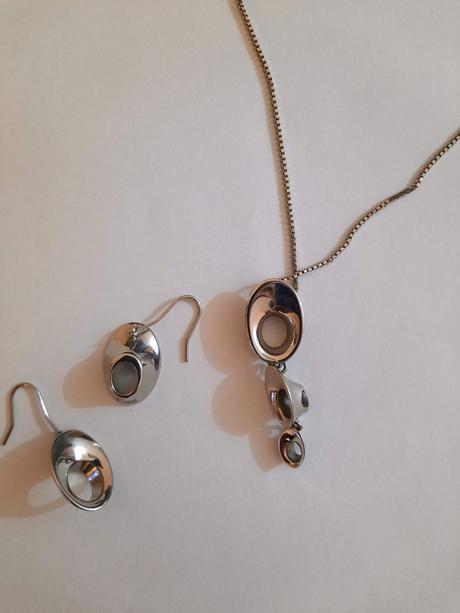 Šperky náhrdelní a naušnice storm,