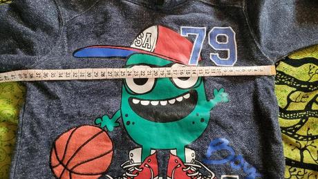 2 x mikina, kšandy a samozavazovací tkaničky, 122