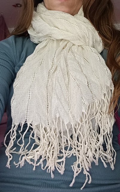 Elegantní šátek / šálka na krk, 