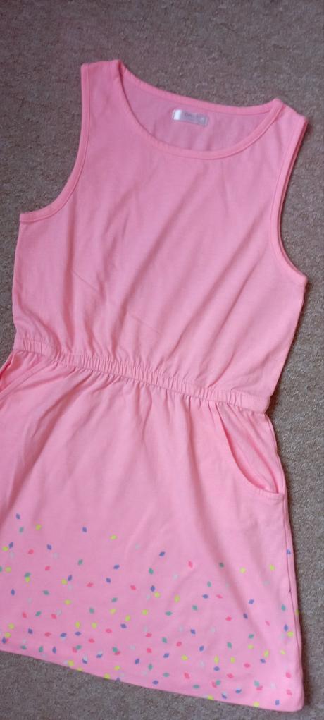 Šaty zn."girls" vel."134", 134