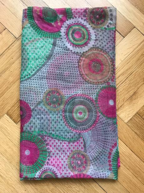 Šátek šála pléd nákrčník tunel čepice, tcm