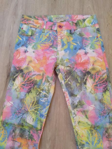 Barevné kalhoty jeany, 158