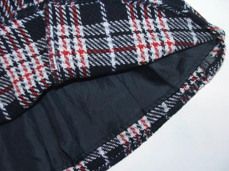 P191 přechodová až teplejší sukně vel. 110, nutmeg,110