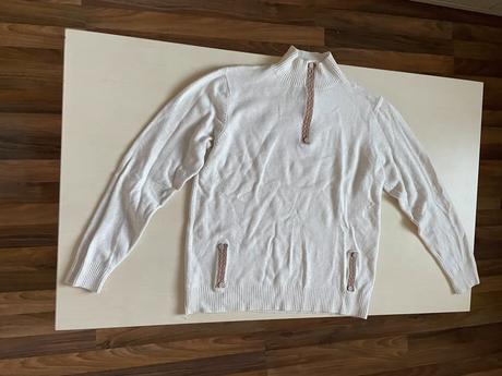 Jemný svetřík s vlnou 60, vel neuvedena cca m, candide,m