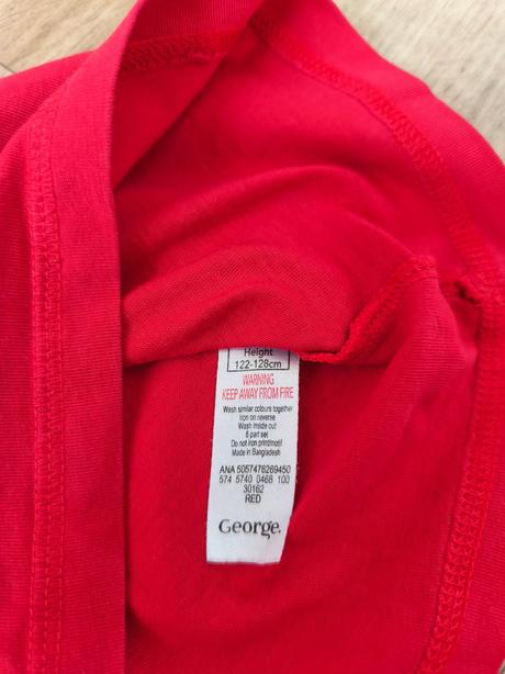 Set triček 122/128, 122