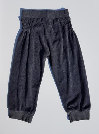 F32	dívčí tepláky vel. 98-104, 98