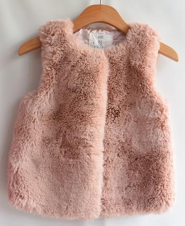 Vesta vel. 6 - 7 let, f&f,122