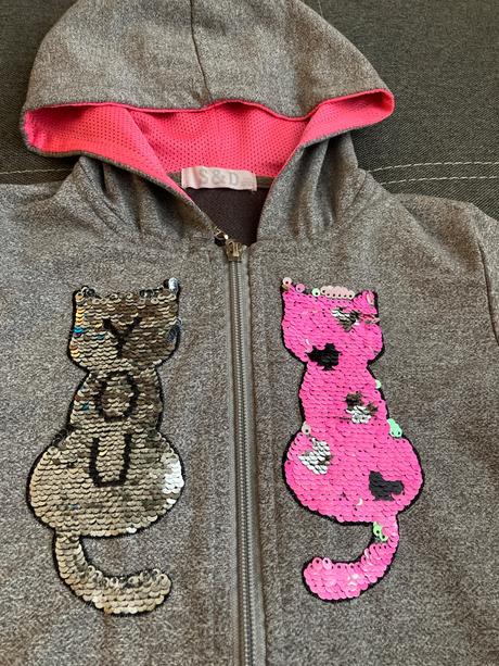 Mikina - interactivní aplikace, 110