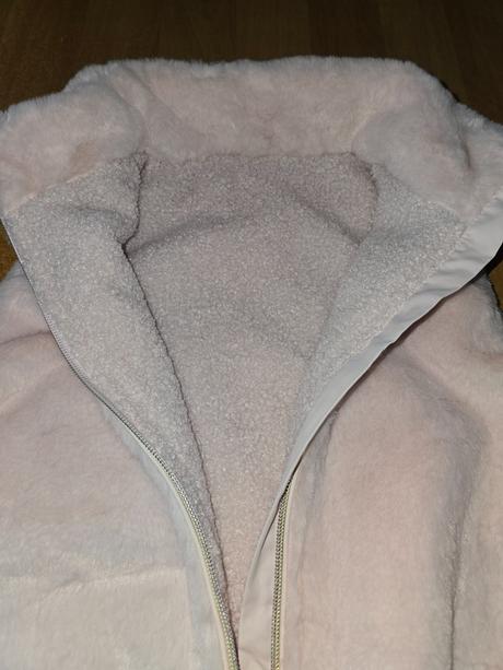 Zateplená vesta, 152