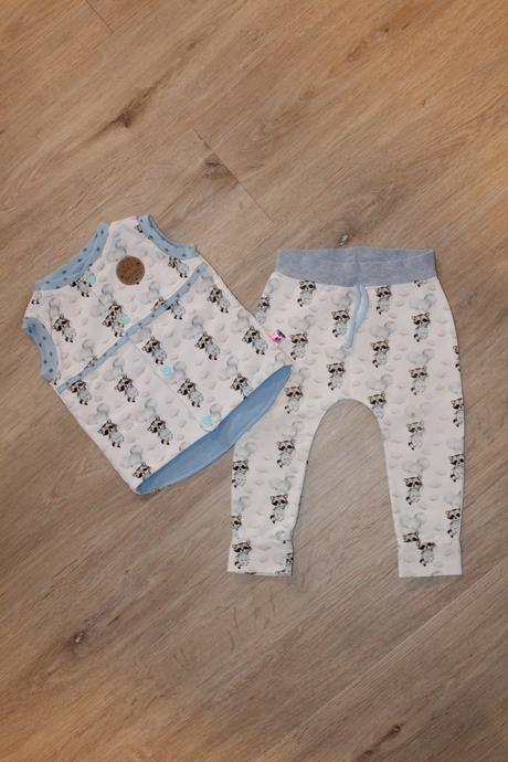 Komplet tepláčky a podšitá vesta, 86