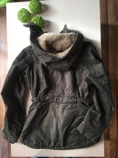 Khaki bunda s vnitřním kožíškem, vel xs/s. logg, h&m,xs