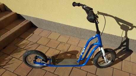 Koloběžka yedoo two, yedoo