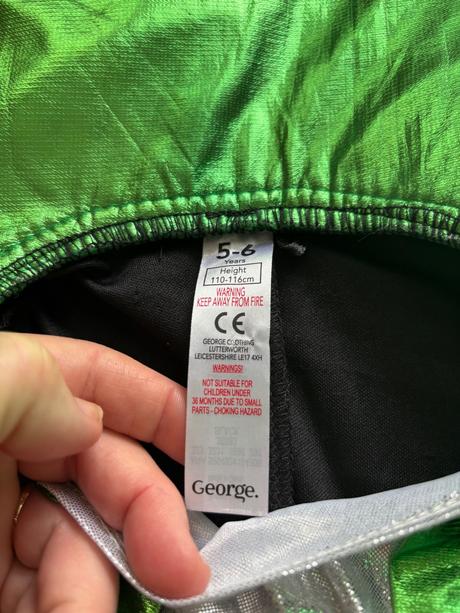 K5/ kostým čaroděj - v.5/6 let,