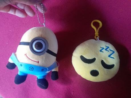 Plyšák mimoň s spící přívěsek, 