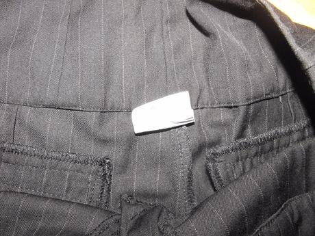 Elegantné šortky čierne s jemným pruhom, bonprix,164