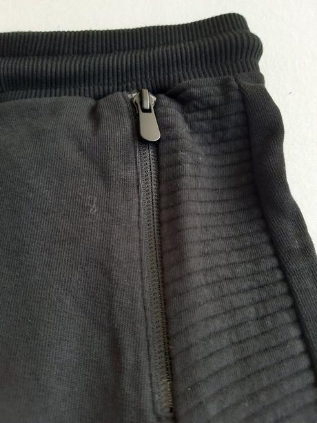 Černé tepláky 134, c&a,134