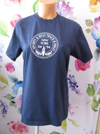 Tmavě modré tričko značky sporty & rich/unisex, s