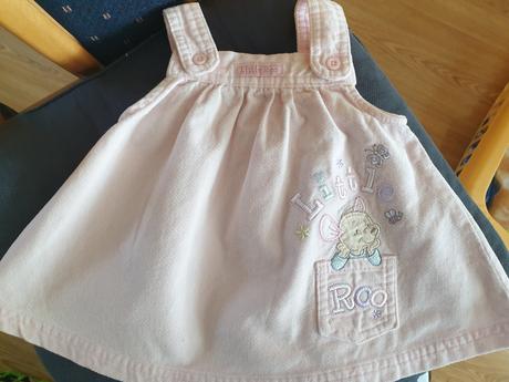 Kouzelné šaty pro miminko, disney,62