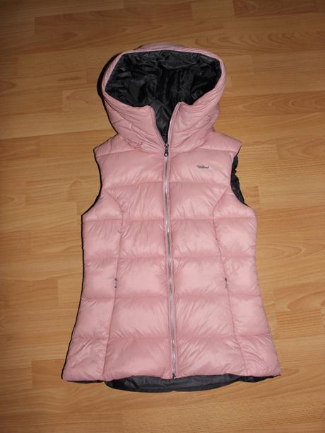 Vatovaná vesta s kapucou willard nenošená, s