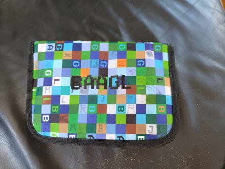 Školní pouzdro,