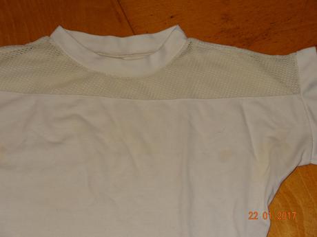 Bílé tílko mřížka, 140