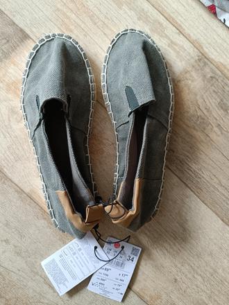 Plátěnky, reserved,34