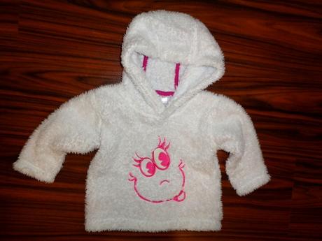 Krásná bílá chlupatka s obličejem minnie, c&a,74