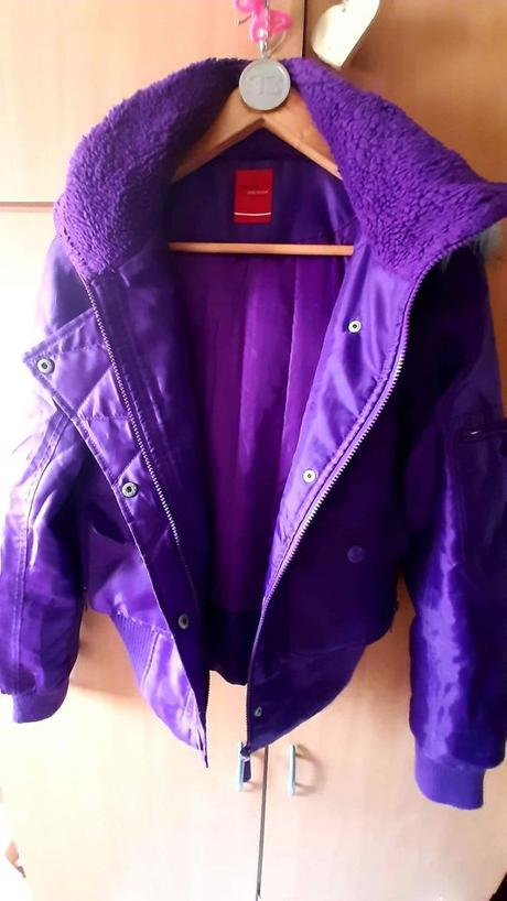 Zimní bunda s kapucí, l