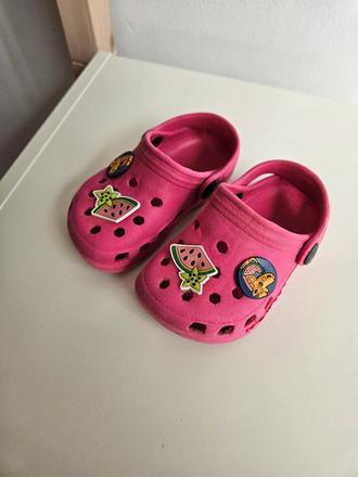 Nazouváky pro holčičku, vel. 22 (stélka 13,5 cm), 22