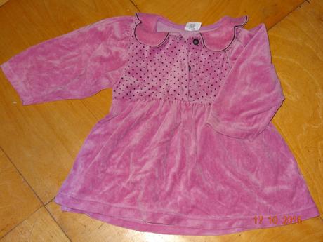 Růžové šatičky s límečkem, 92
