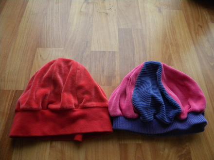 Sametové čepice pro holku vel.74/80, 74